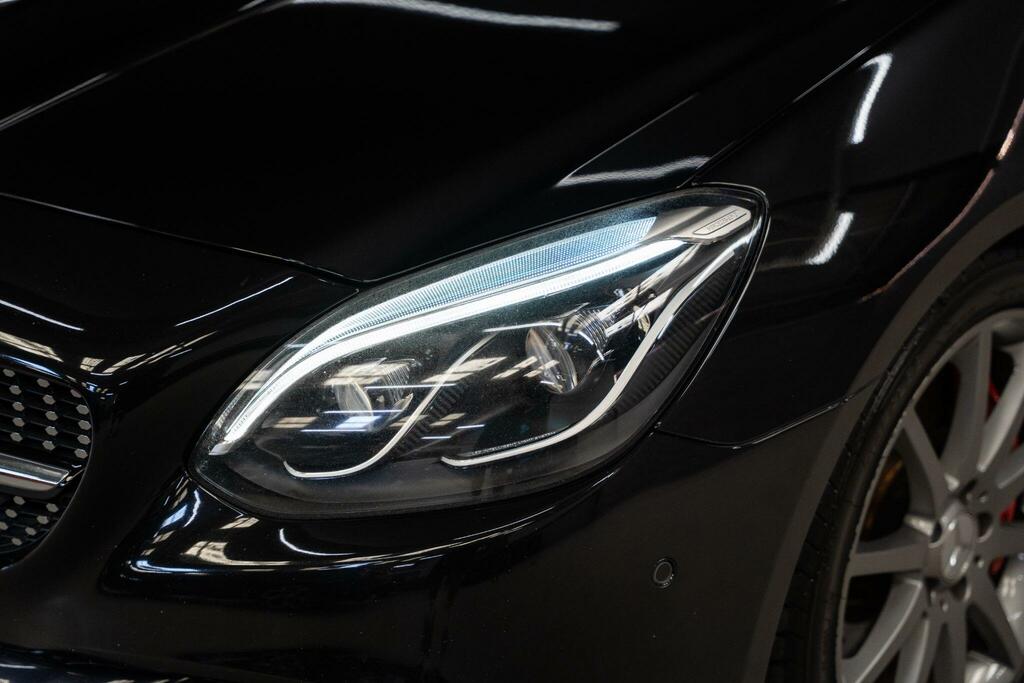 Mercedes-Benz SLC Amg Slc 43 White #44