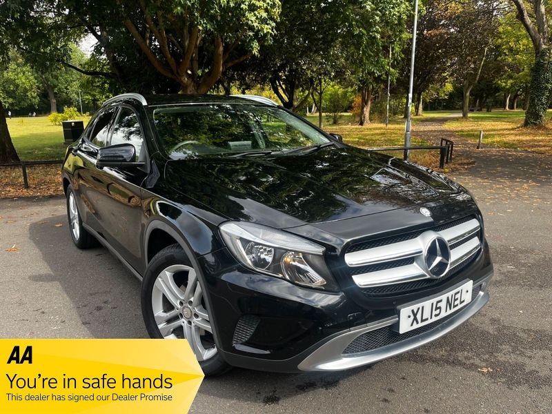 Mercedes-Benz GLA Class Gla 200 D Sport Black