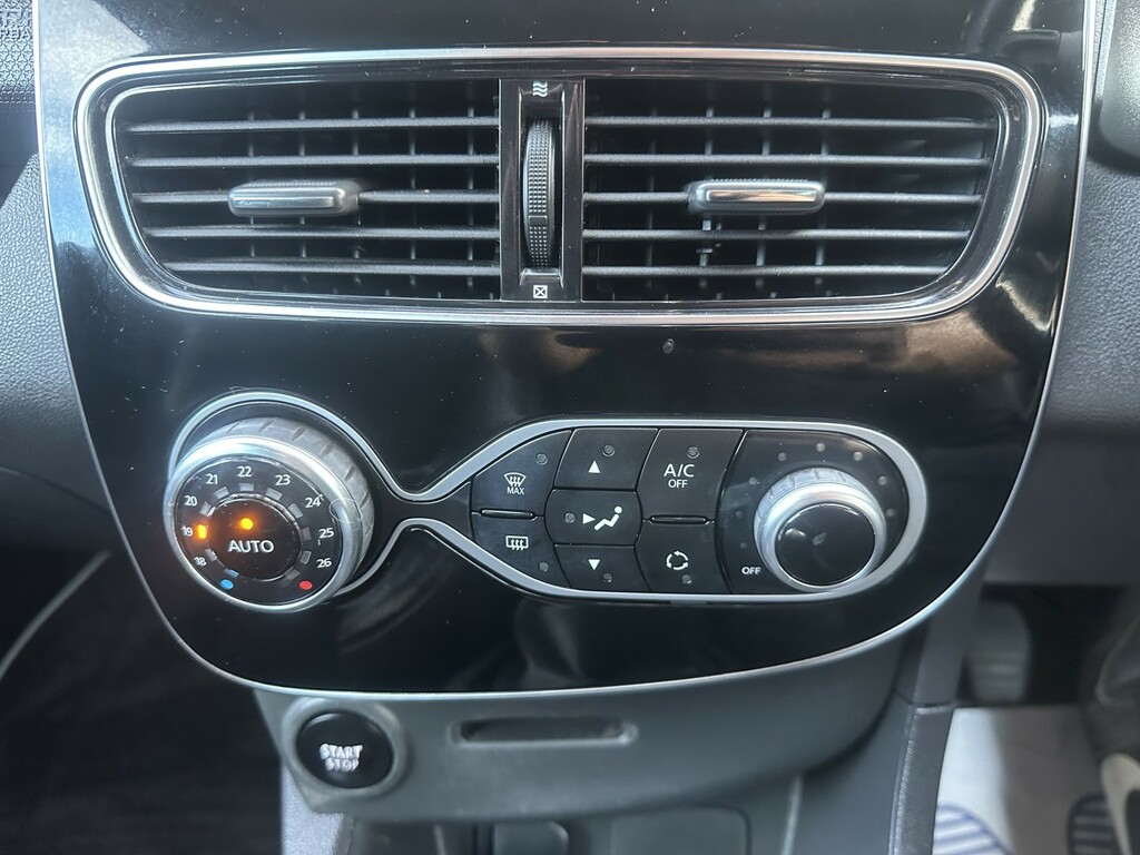 Renault Clio Dynamique Nav Blue #10