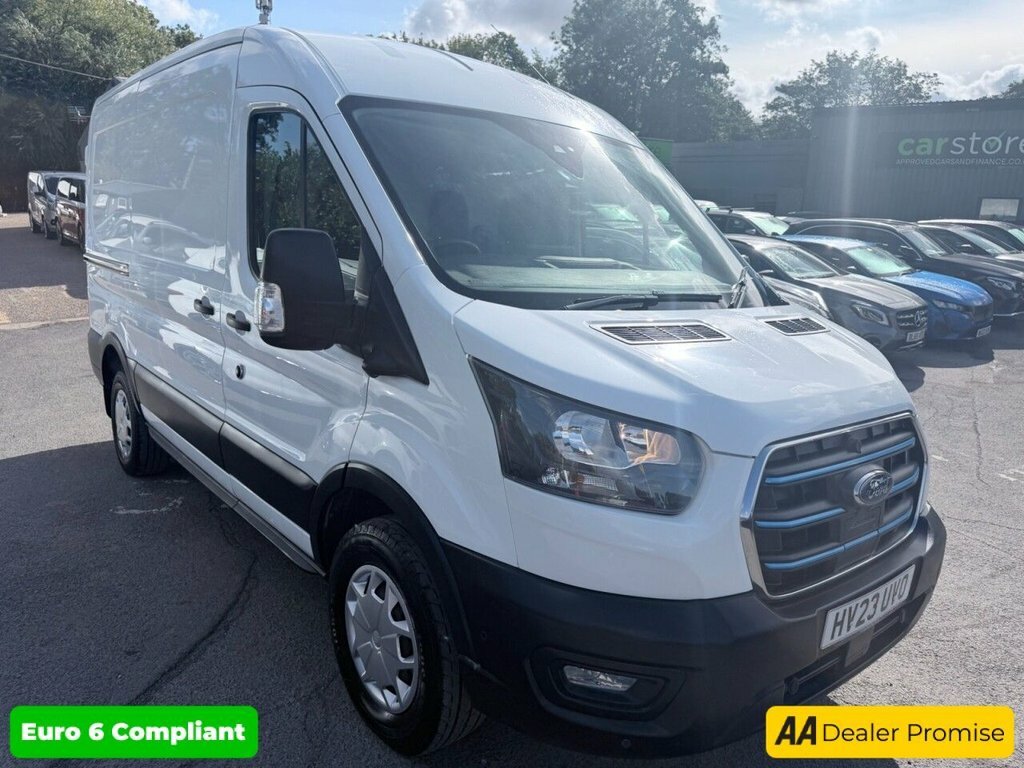 Ford Transit Custom Mpv HV23UVO White