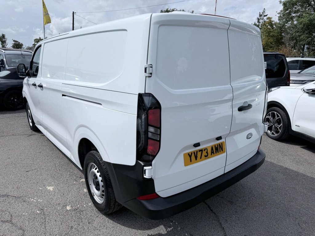 Ford Transit Custom 2L Leader YV73AWN White #5