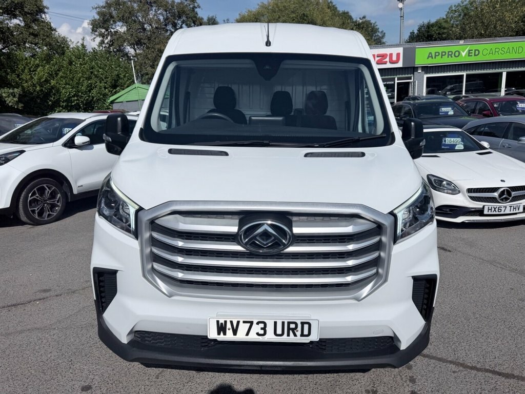 Maxus Deliver 9 Mpv WV73URD White #2
