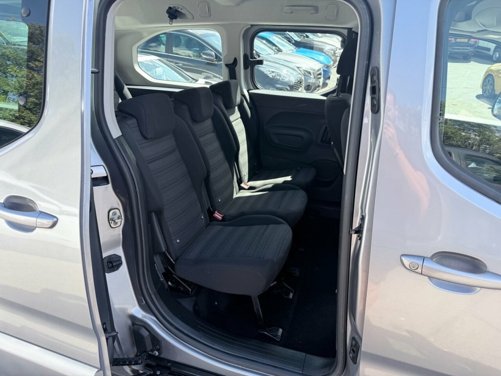 Vauxhall Combo Life Black #12