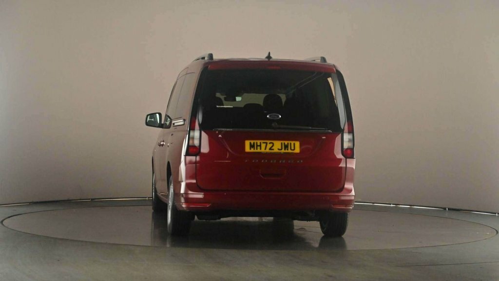 Ford Grand Tourneo Connect 2L Titanium Red #4