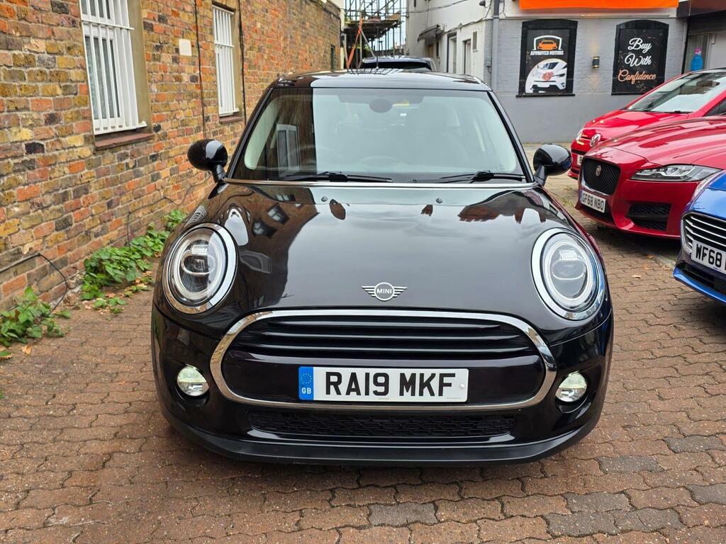 Mini Hatch 1.5 Cooper Classic Euro 6 S S RA19MKF Black #2
