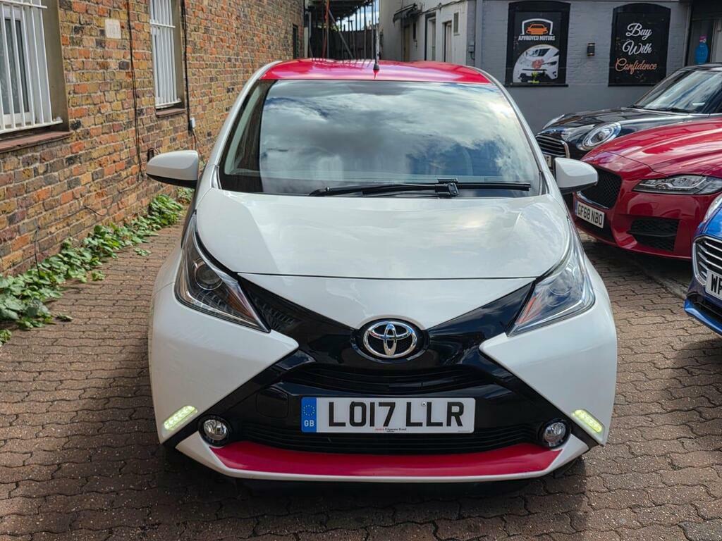 Toyota Aygo 1.0 Vvt-i X-press X-shift Euro 6 White #6
