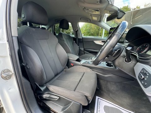 Audi A4 2.0 Tdi Ultra VO17UNH White #3