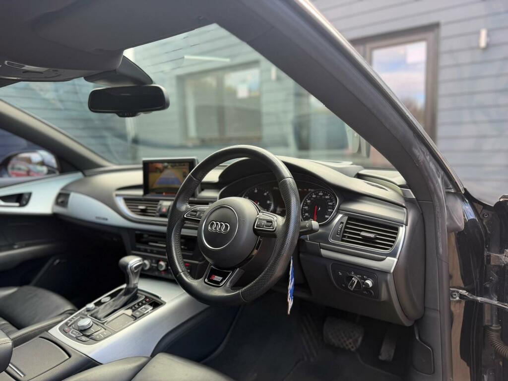 Audi A7 Hatchback Black #1