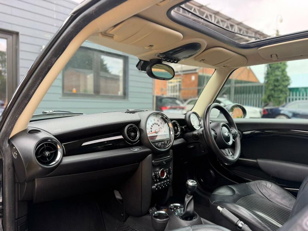 Mini Hatch Blue #14