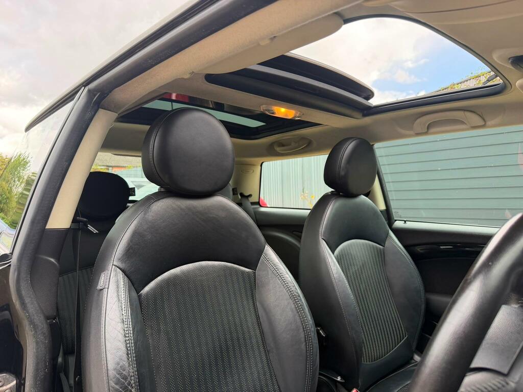 Mini Hatch Blue #12