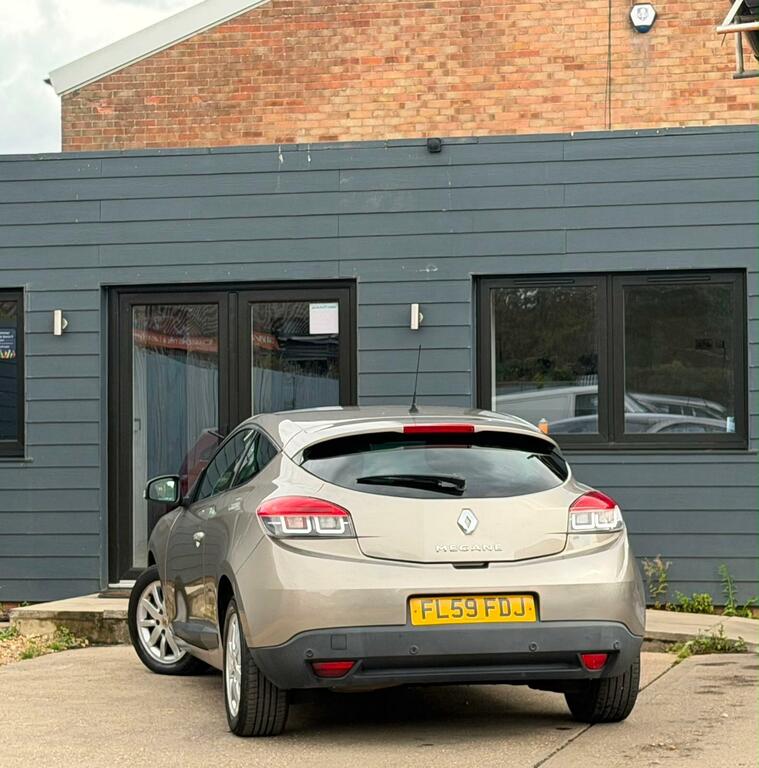 Renault Megane Privilege Beige #4