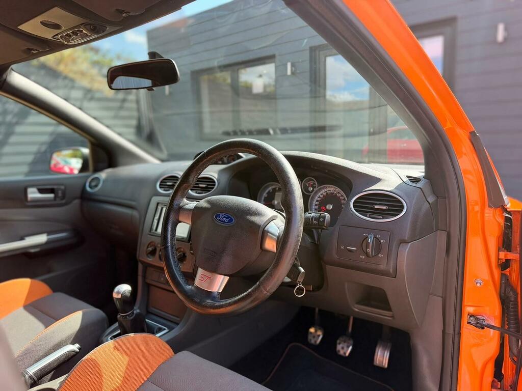 Ford Focus 2.5 Siv St-2 Orange #2