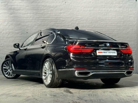 BMW 7 Series 3.0 740Ld Xdrive Black #3