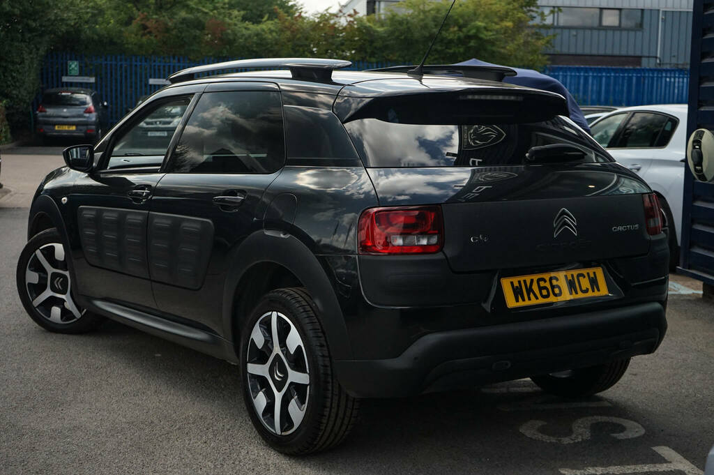 Citroen C4 Cactus 1.2 Puretech 82 Flair Etg Black #2