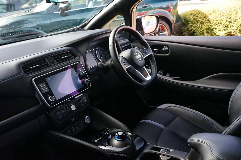 Nissan Leaf 160Kw E Tekna 62Kwh RV70BVY Black #2
