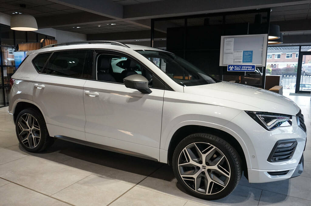 Seat Ateca 1.5 Tsi Evo Fr Sport Dsg FY74XXC White #4