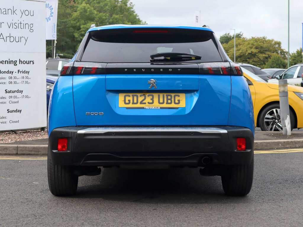 Peugeot 2008 1.2 Puretech Allure Premium Blue #3