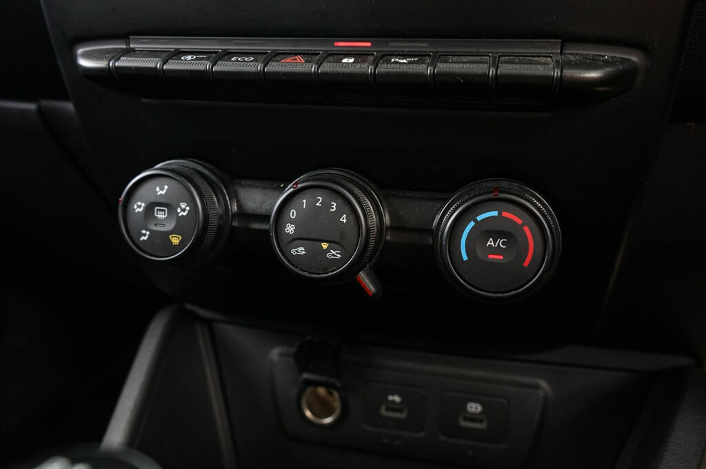 Dacia Duster Expression Grey #31