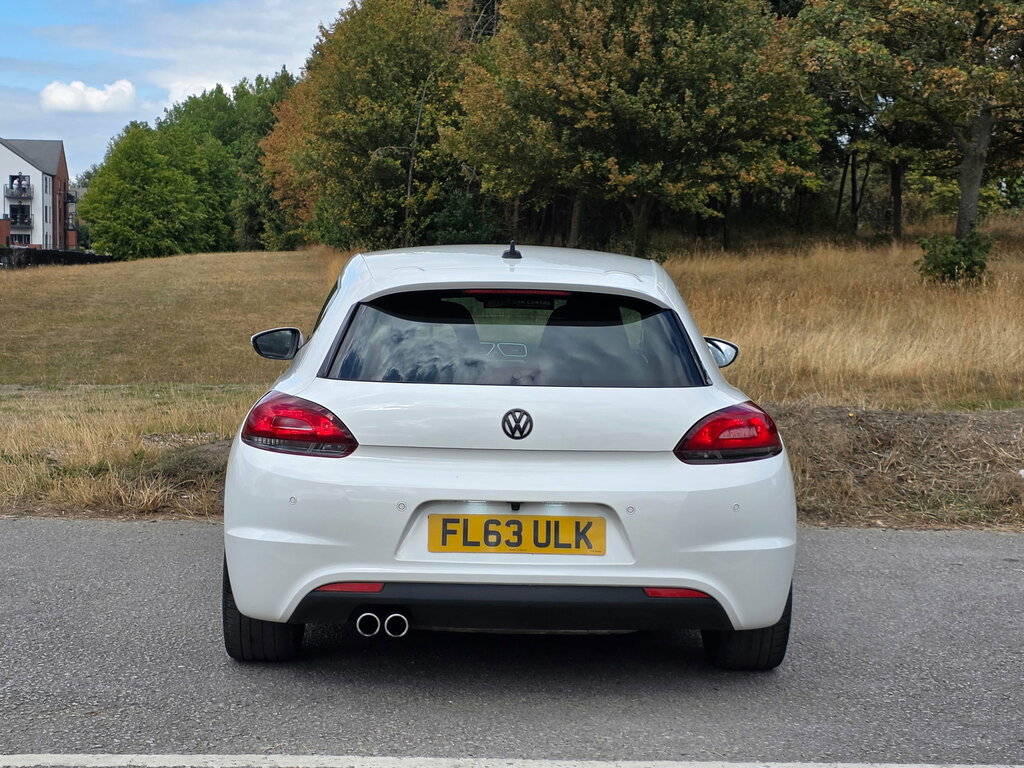Volkswagen Scirocco 2.0 Tdi R-line Hatchback Euro 5 White #6