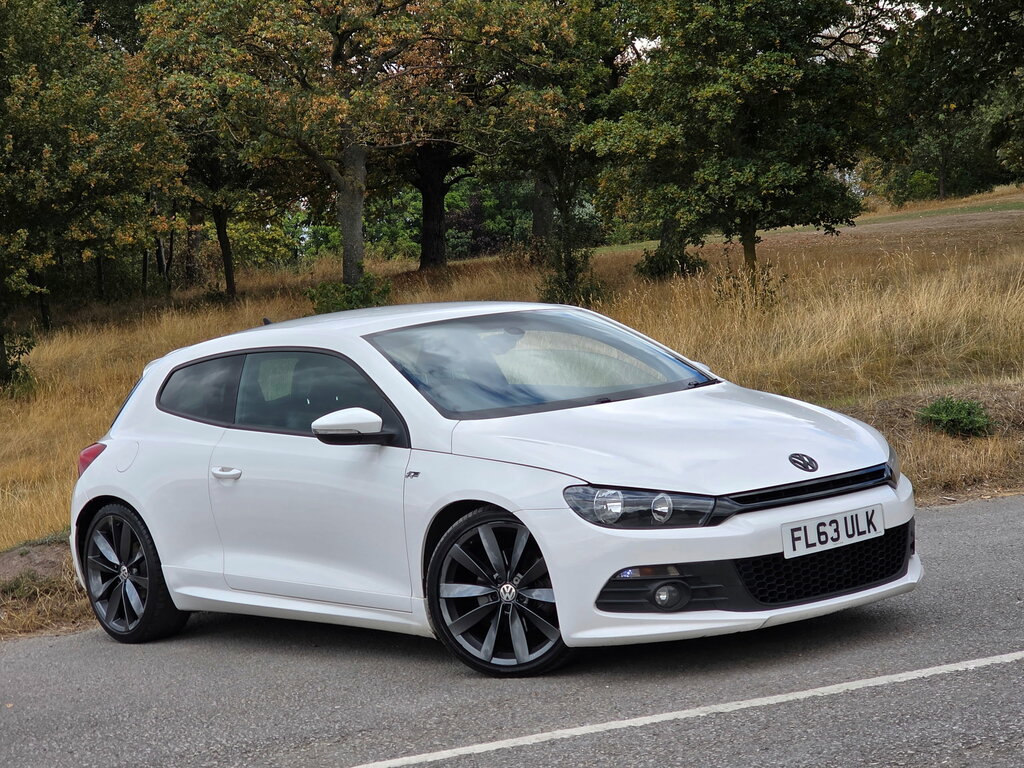 Volkswagen Scirocco 2.0 Tdi R-line Hatchback Euro 5 White