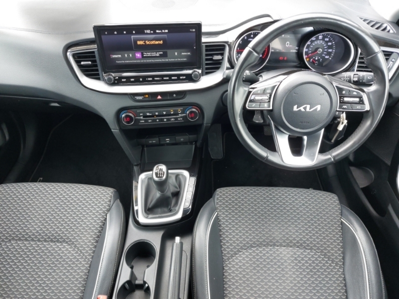 Kia Ceed 1.5T Gdi Isg 3 RO72PMU Black #3