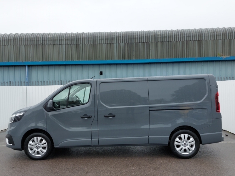 Renault Trafic Ll30 Blue Dci 150 Extra Safety Van SC26XRH Grey #4