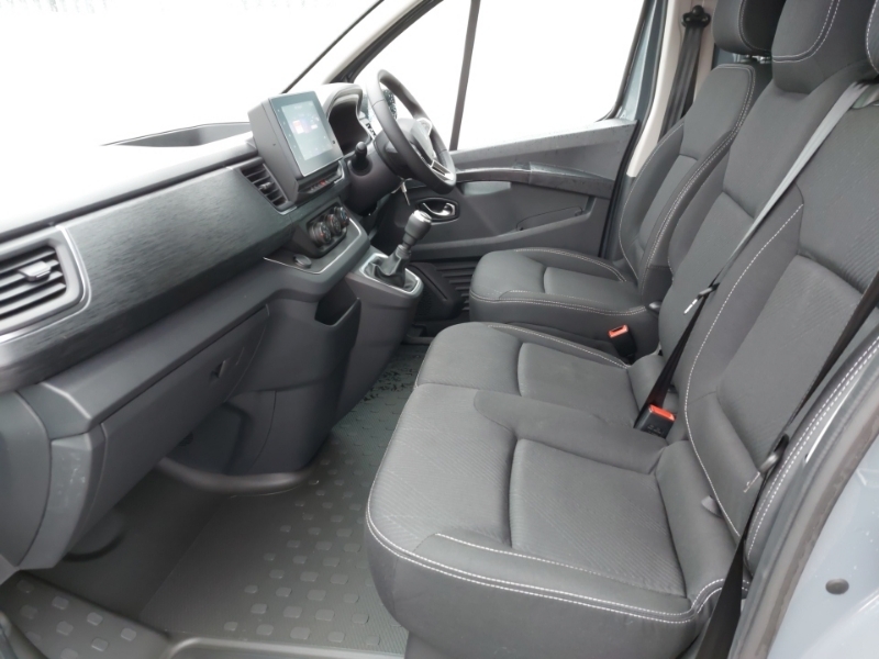Renault Trafic Ll30 Blue Dci 150 Extra Safety Van SC26XRH Grey #5