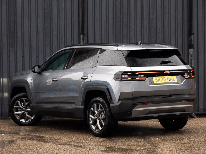 Jeep Compass 1.2 E-hybrid First Edition Dct Grey #2