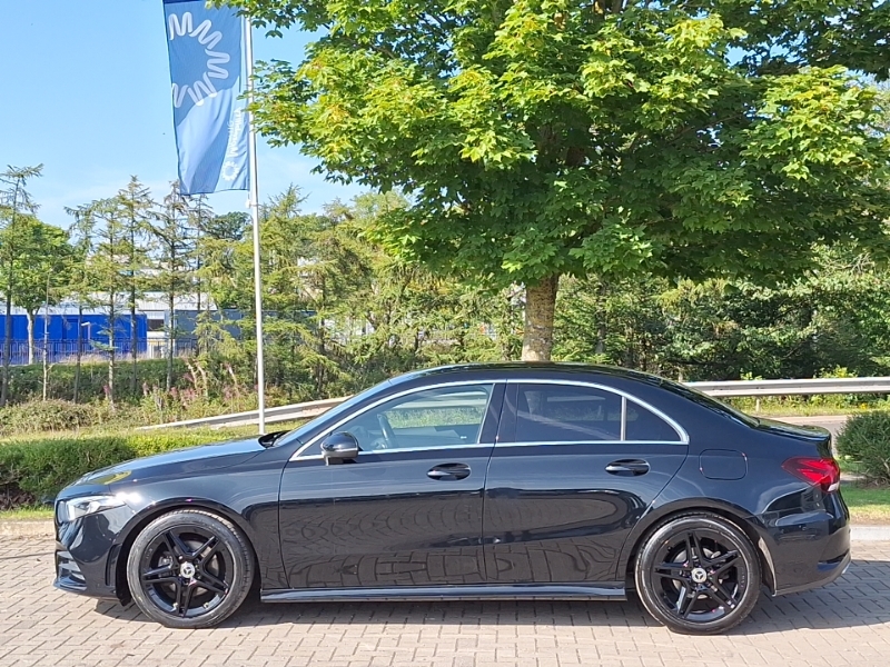 Mercedes-Benz A Class A200d Amg Line ST21KUD Black #4
