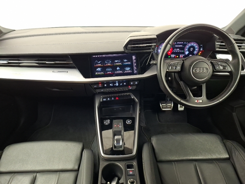 Audi A3 30 Tfsi S Line S Tronic SB23CFG Black #2