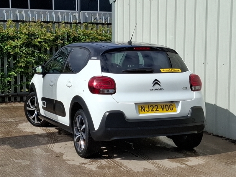 Citroen C3 1.2 Puretech Shine Plus NJ22VDG White #2