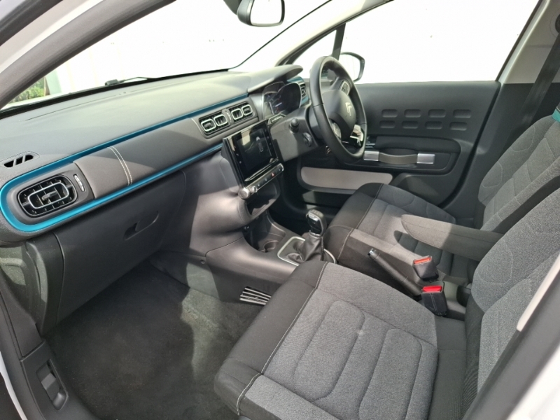 Citroen C3 1.2 Puretech Shine Plus NJ22VDG White #5