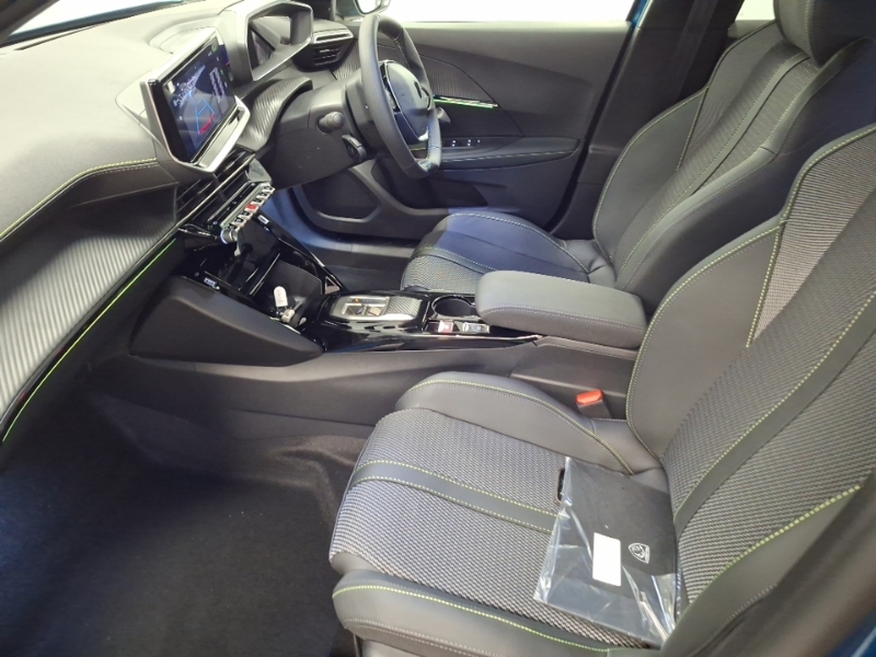 Peugeot 2008 1.2 Puretech 130 Gt Eat8 Blue #5