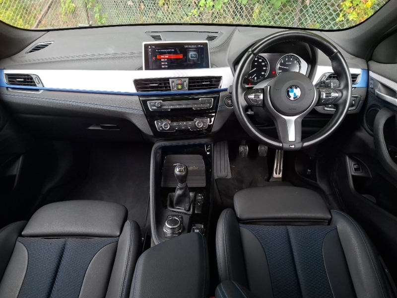 BMW X2 Sdrive 18I 136 M Sport Black #3