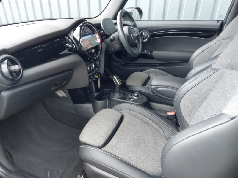 Mini Hatch 135Kw Cooper S Level 2 33Kwh Black #5