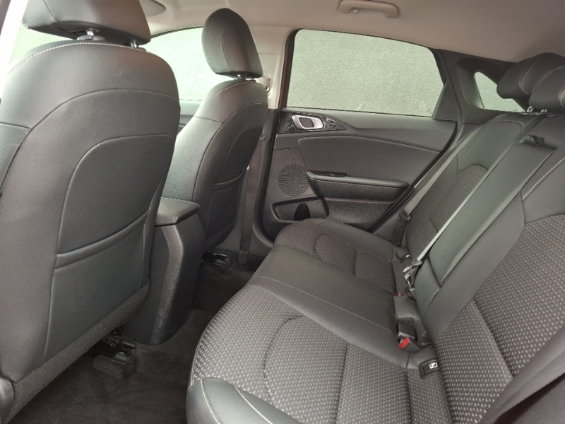 Kia Ceed 1.0T Gdi Isg 3 Red #6