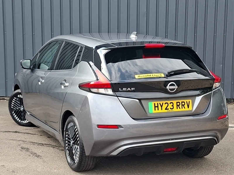 Nissan Leaf 110Kw N-connecta 39Kwh Grey #2