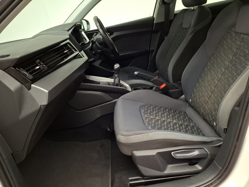 Audi A1 25 Tfsi Sport CP23HXV White #5