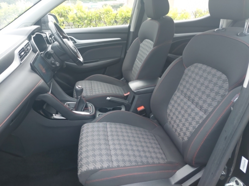 MG ZS 1.5 Vti-tech Excite LC22PBF Black #5
