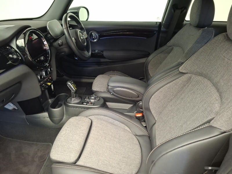 Mini Hatch 135Kw Cooper S Level 2 33Kwh NA23YFE Black #5
