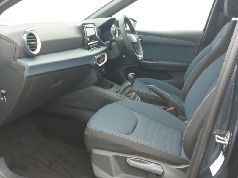 Seat Arona 1.0 Tsi Se Grey #5