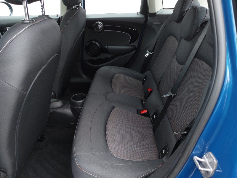 Mini Hatch 1.5 Cooper Classic SO71DGV Blue #6