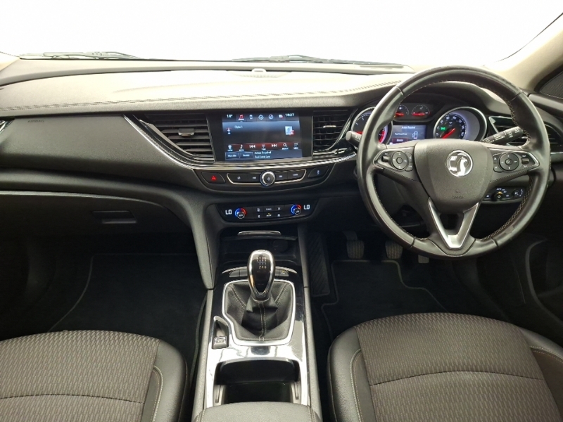 Vauxhall Insignia 1.5T Tech Line Nav DU18TXK Red #3