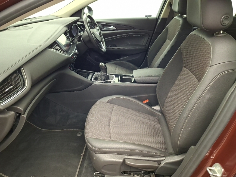 Vauxhall Insignia 1.5T Tech Line Nav DU18TXK Red #5