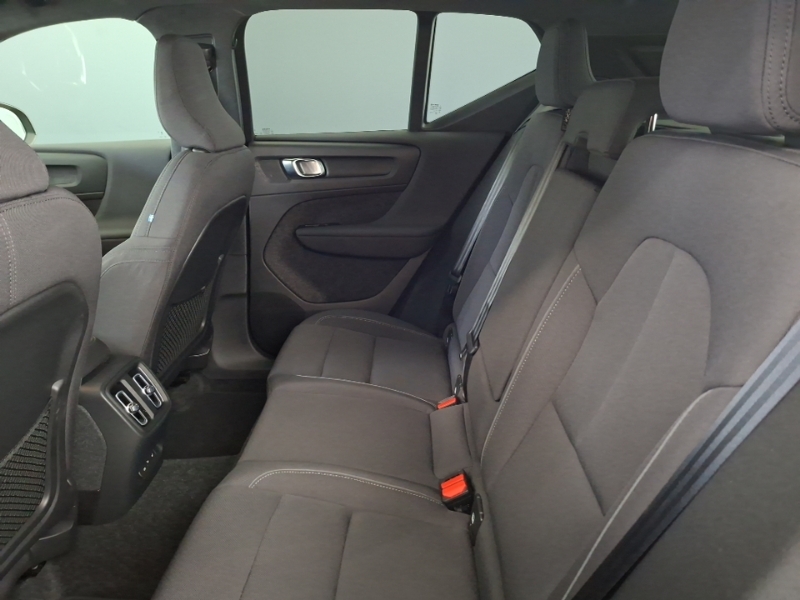 Volvo XC40 170Kw Recharge Plus 69Kwh Black #6