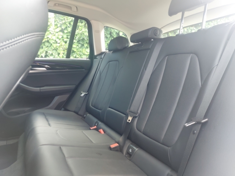 BMW X3 Xdrive 30E Xline NL23YKK White #6