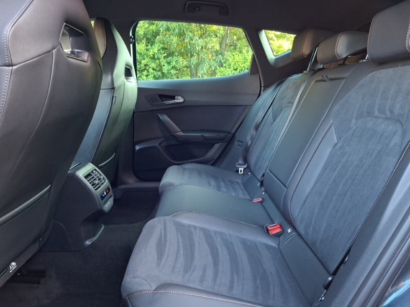 Cupra Formentor 1.5 Etsi 150 V2 Dsg KR75XYL Grey #6