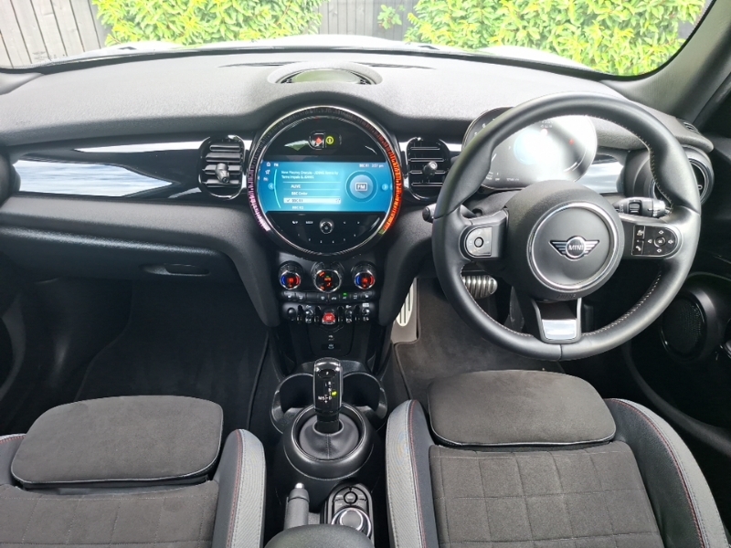 Mini Hatch 1.5 Cooper Sport Premium PY73GNJ White #4