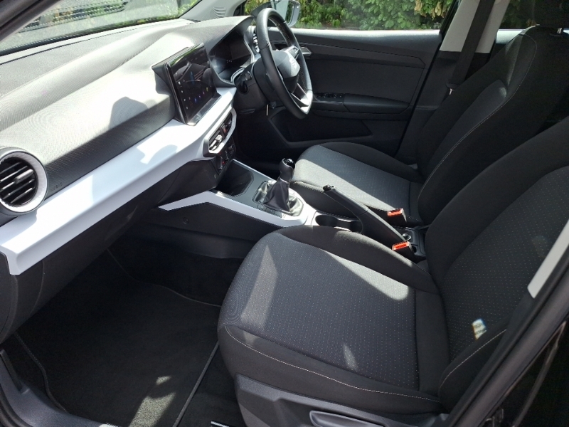 Seat Arona 1.0 Tsi Se Technology LF24XWL Black #5