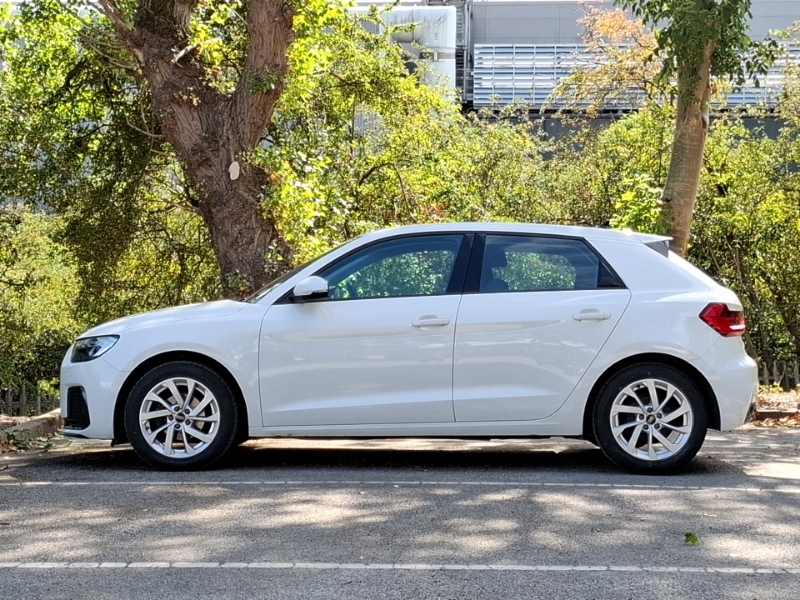 Audi A1 25 Tfsi Sport VU73BSO White #4